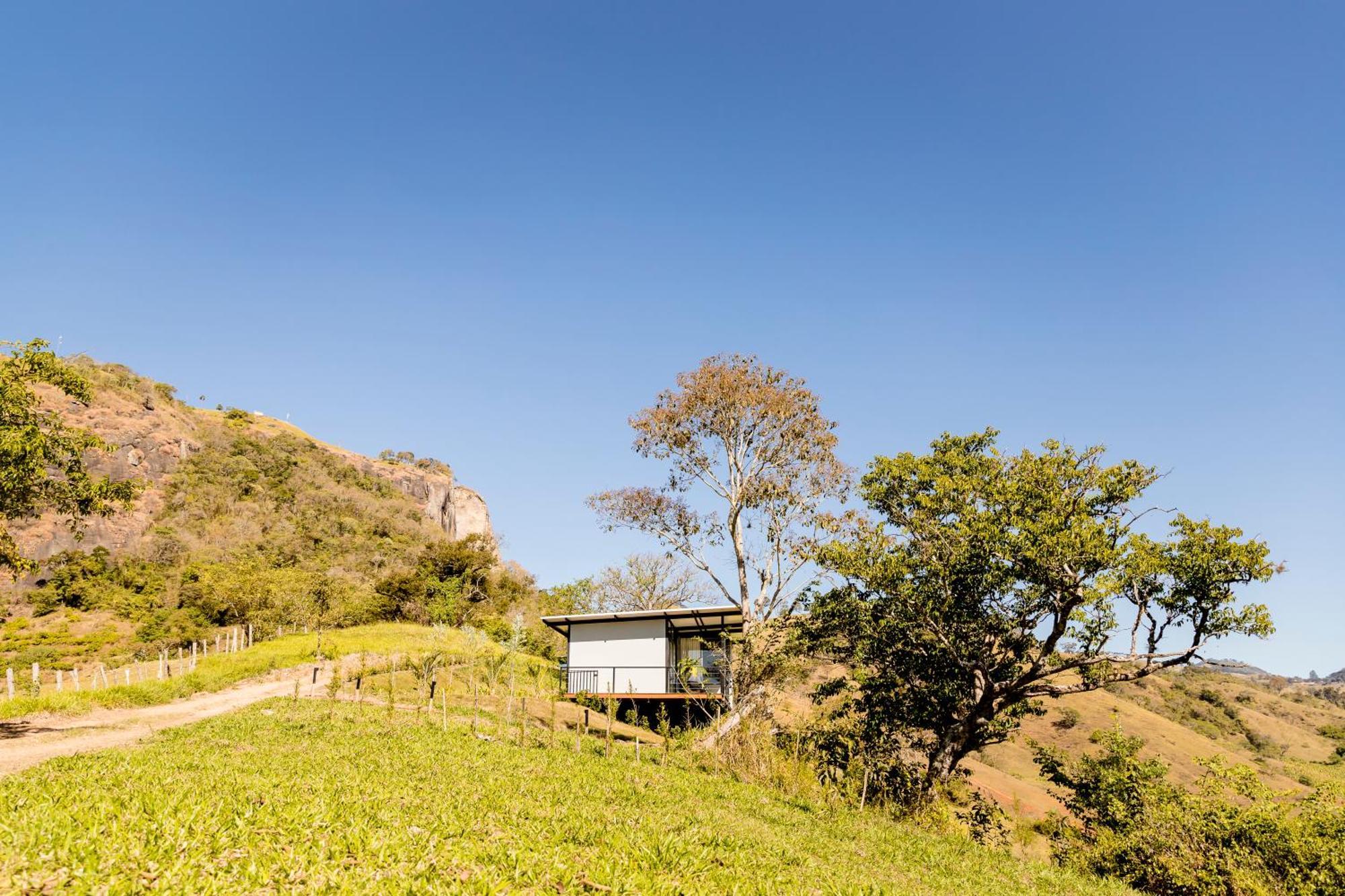 Chale Cantinho Na Pedra Vista Espetacular Gonçalves Dış mekan fotoğraf